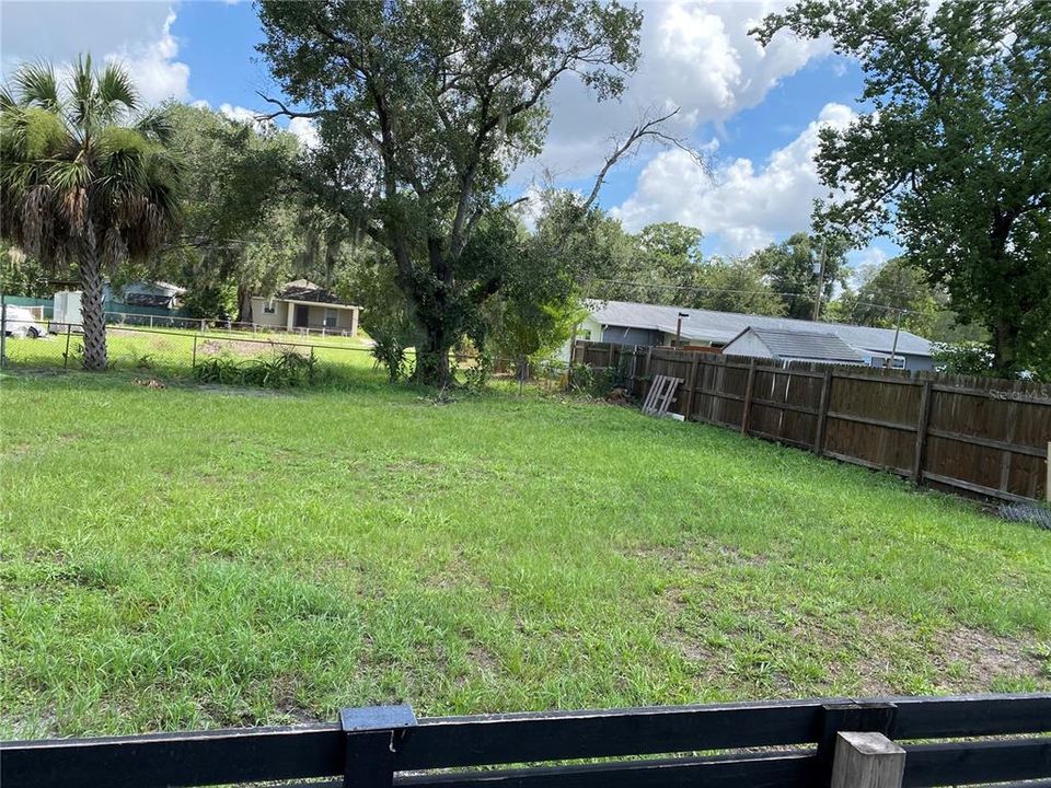 For Sale: $178,500 (2 beds, 1 baths, 520 Square Feet)