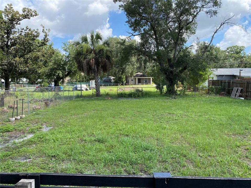 For Sale: $178,500 (2 beds, 1 baths, 520 Square Feet)