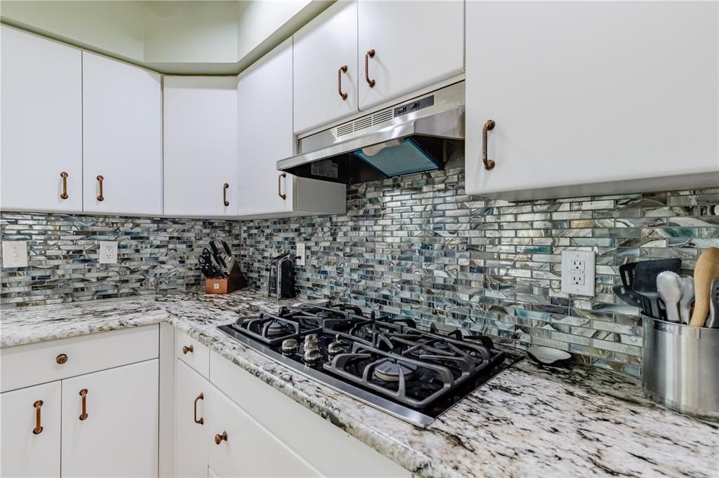 На продажу: $1,399,900 (4 спален, 3 ванн, 3020 Квадратных фут)