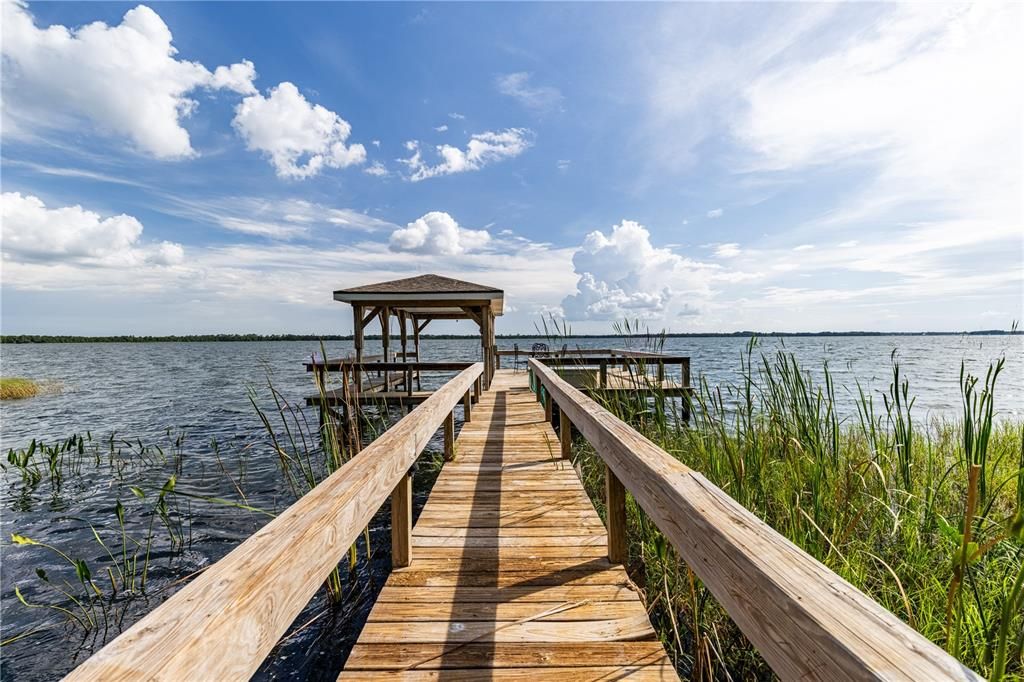 На продажу: $1,399,900 (4 спален, 3 ванн, 3020 Квадратных фут)