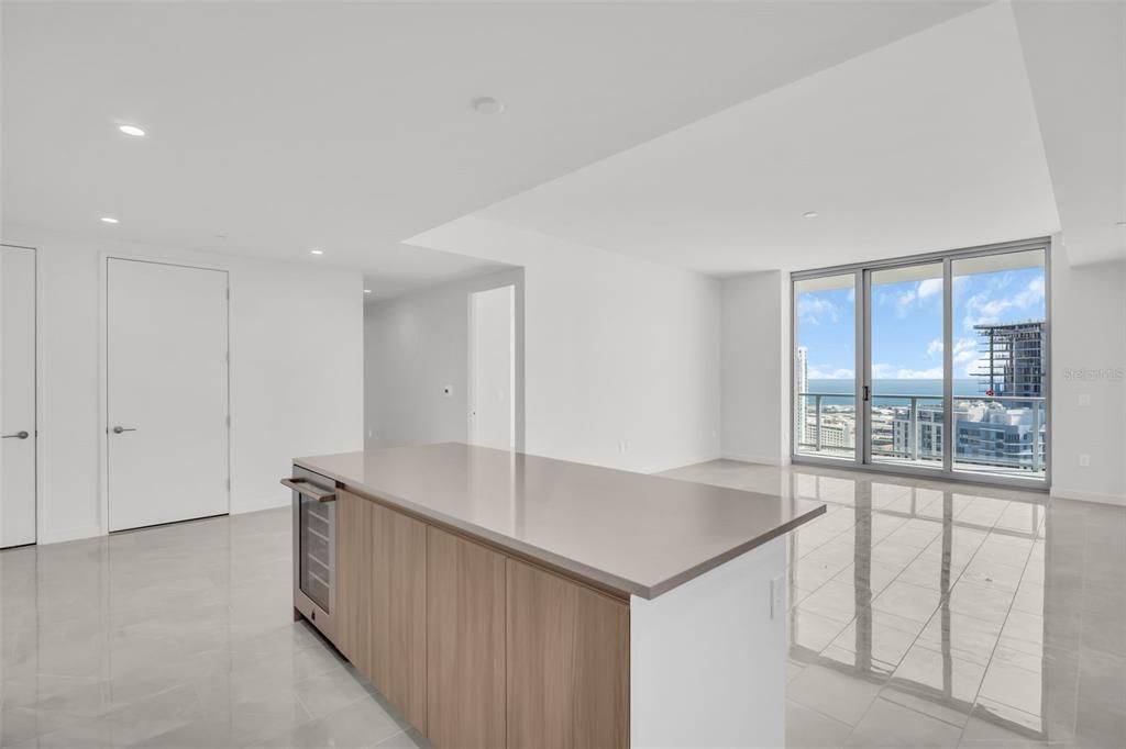 En Renta: $8,700 (3 camas, 3 baños, 1921 Pies cuadrados)
