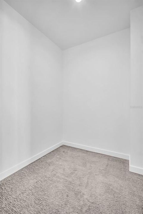 En Renta: $8,700 (3 camas, 3 baños, 1921 Pies cuadrados)