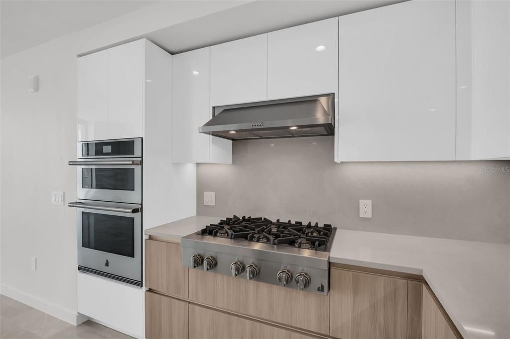 En Renta: $8,700 (3 camas, 3 baños, 1921 Pies cuadrados)
