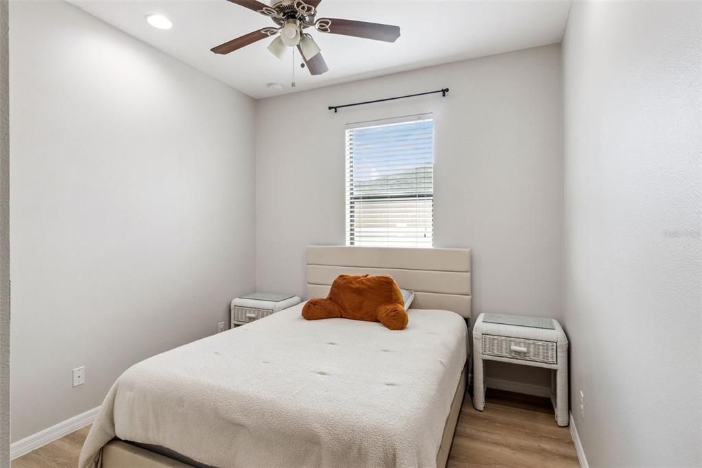 For Sale: $309,900 (4 beds, 2 baths, 2134 Square Feet)
