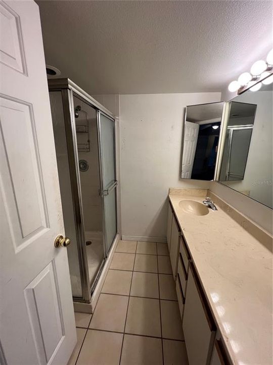 For Rent: $1,700 (2 beds, 2 baths, 1288 Square Feet)