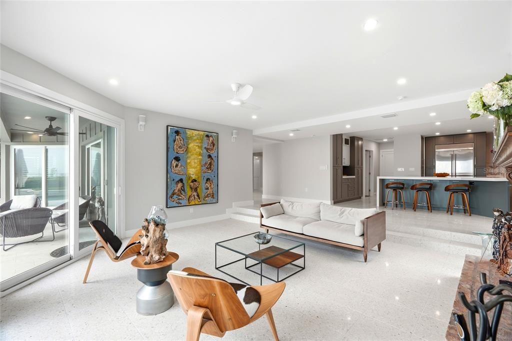 Active With Contract: $3,500,000 (6 beds, 5 baths, 5143 Square Feet)