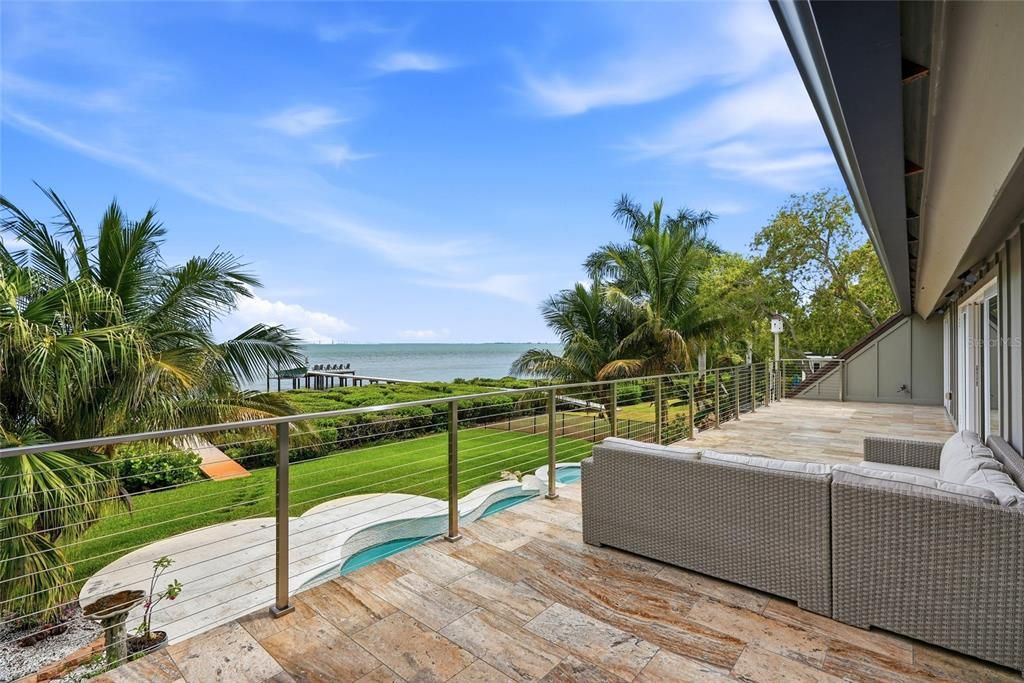 Active With Contract: $3,500,000 (6 beds, 5 baths, 5143 Square Feet)