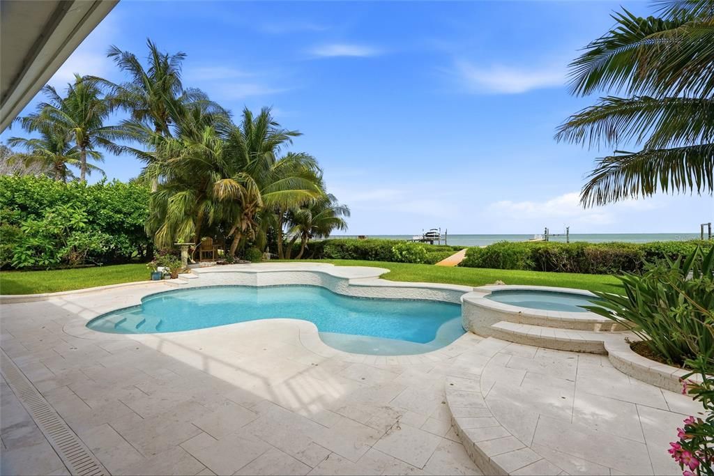 Active With Contract: $3,500,000 (6 beds, 5 baths, 5143 Square Feet)