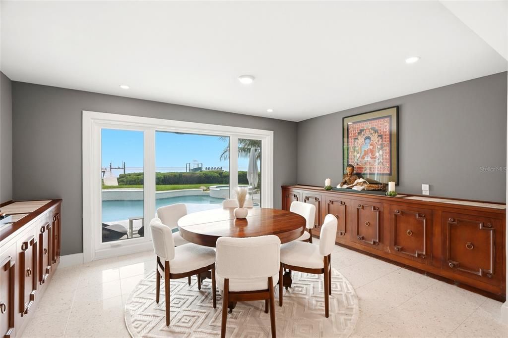 Active With Contract: $3,500,000 (6 beds, 5 baths, 5143 Square Feet)