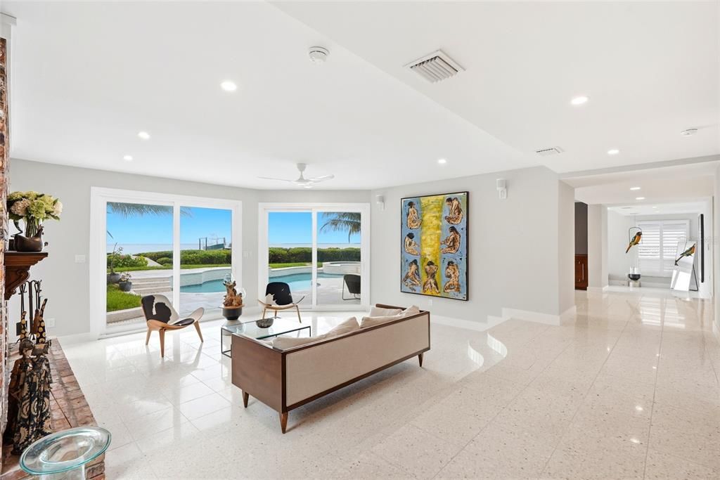Active With Contract: $3,500,000 (6 beds, 5 baths, 5143 Square Feet)