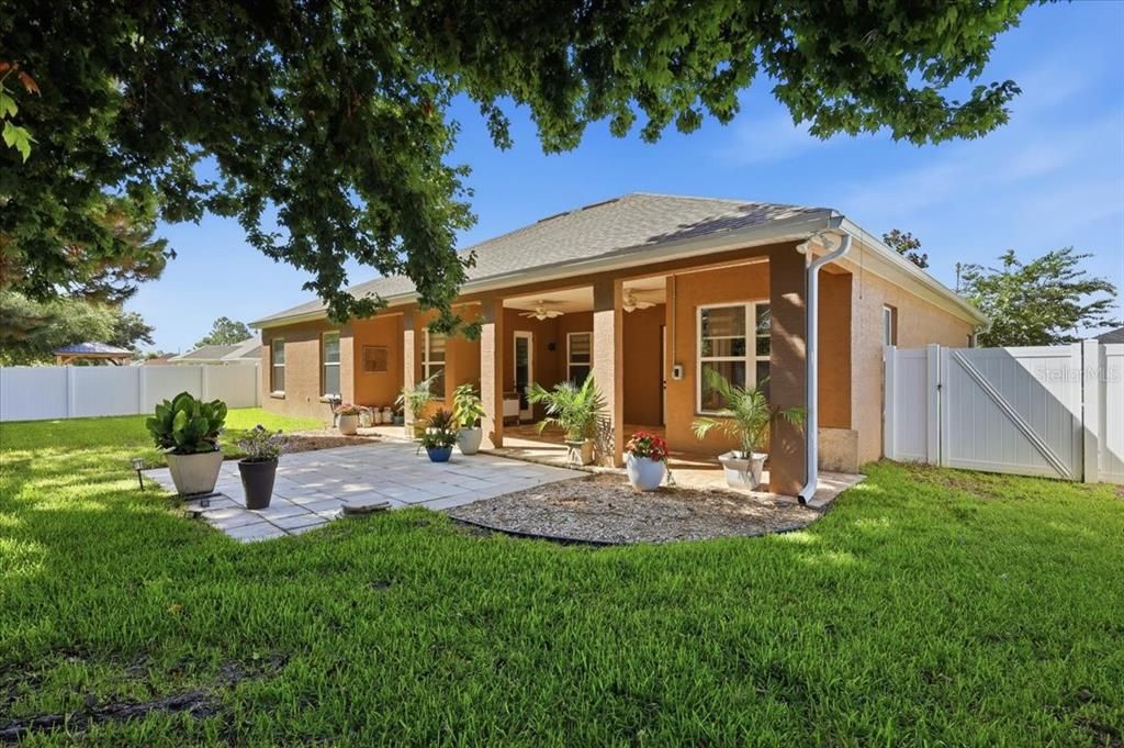 На продажу: $469,900 (4 спален, 3 ванн, 2600 Квадратных фут)