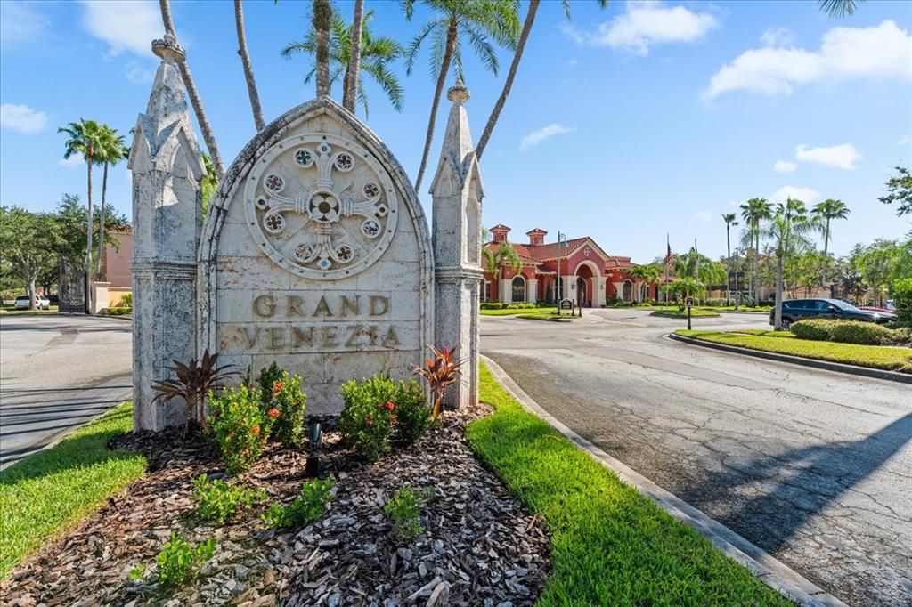 For Sale: $250,000 (2 beds, 2 baths, 1230 Square Feet)