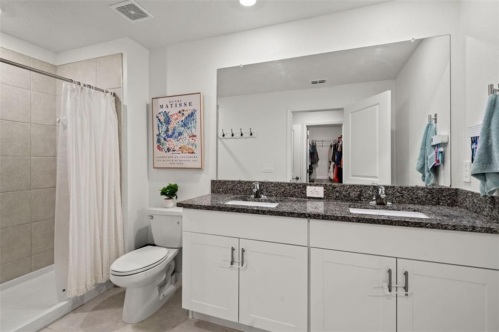 For Sale: $280,000 (3 beds, 2 baths, 1634 Square Feet)