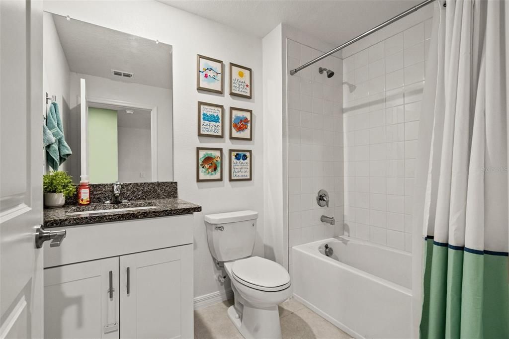 For Sale: $280,000 (3 beds, 2 baths, 1634 Square Feet)