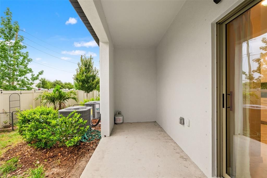 For Sale: $280,000 (3 beds, 2 baths, 1634 Square Feet)