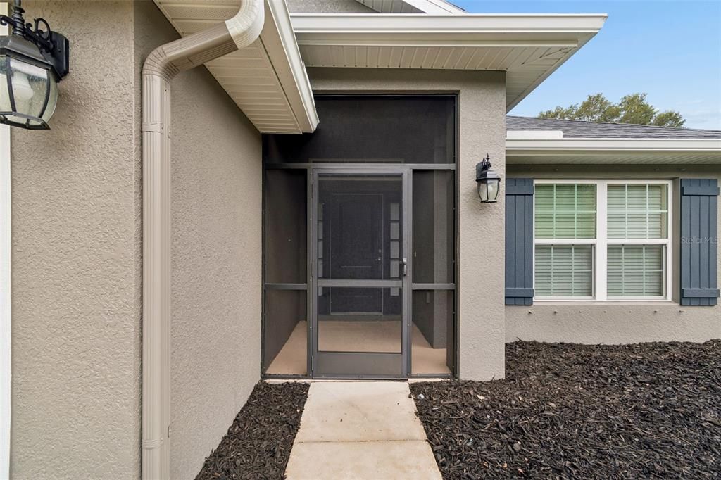For Sale: $317,500 (4 beds, 2 baths, 1820 Square Feet)