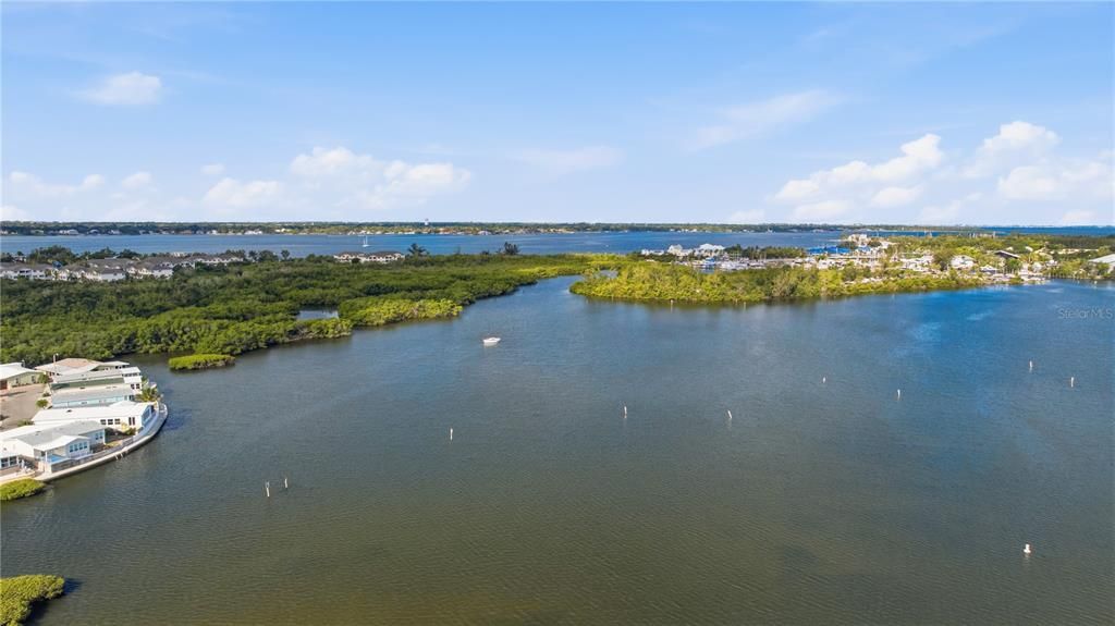 Под контрактом: $105,000 (0.10 acres)