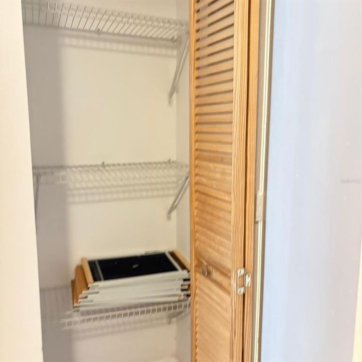 На продажу: $165,000 (2 спален, 2 ванн, 870 Квадратных фут)