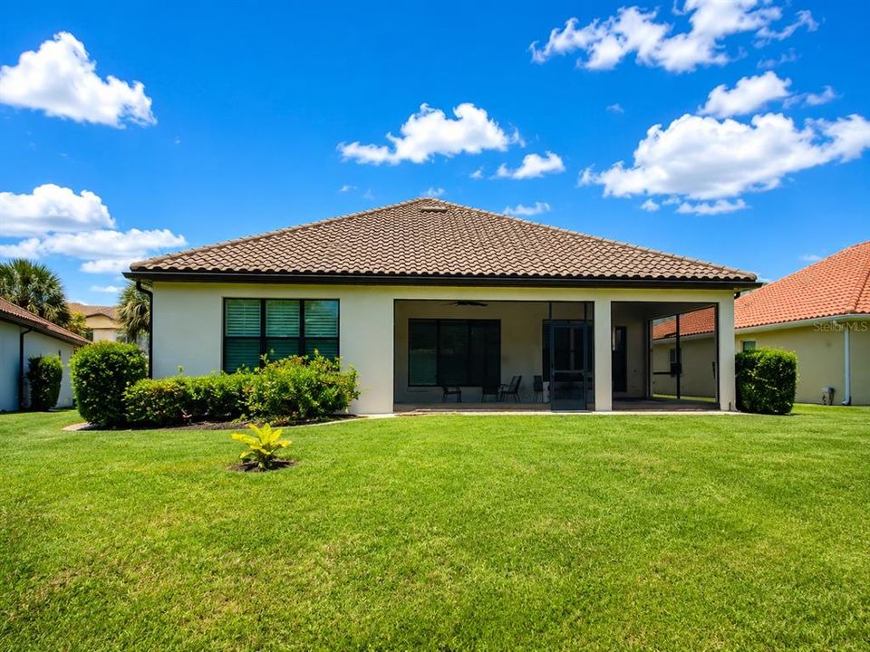 En Venta: $547,777 (4 camas, 3 baños, 2763 Pies cuadrados)