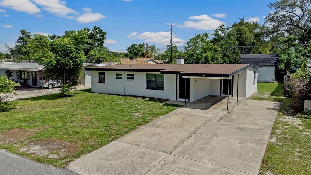 На продажу: $439,000 (5 спален, 3 ванн, 1707 Квадратных фут)