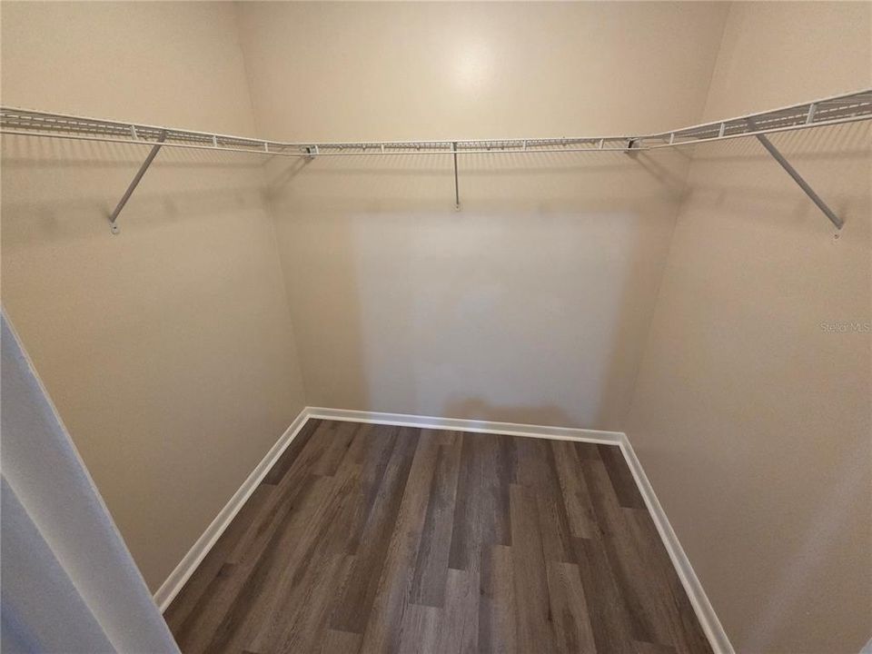Active With Contract: $429,000 (2 beds, 2 baths, 1078 Square Feet)