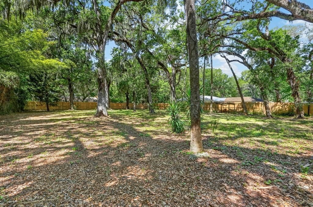 For Sale: $499,000 (3 beds, 2 baths, 1392 Square Feet)