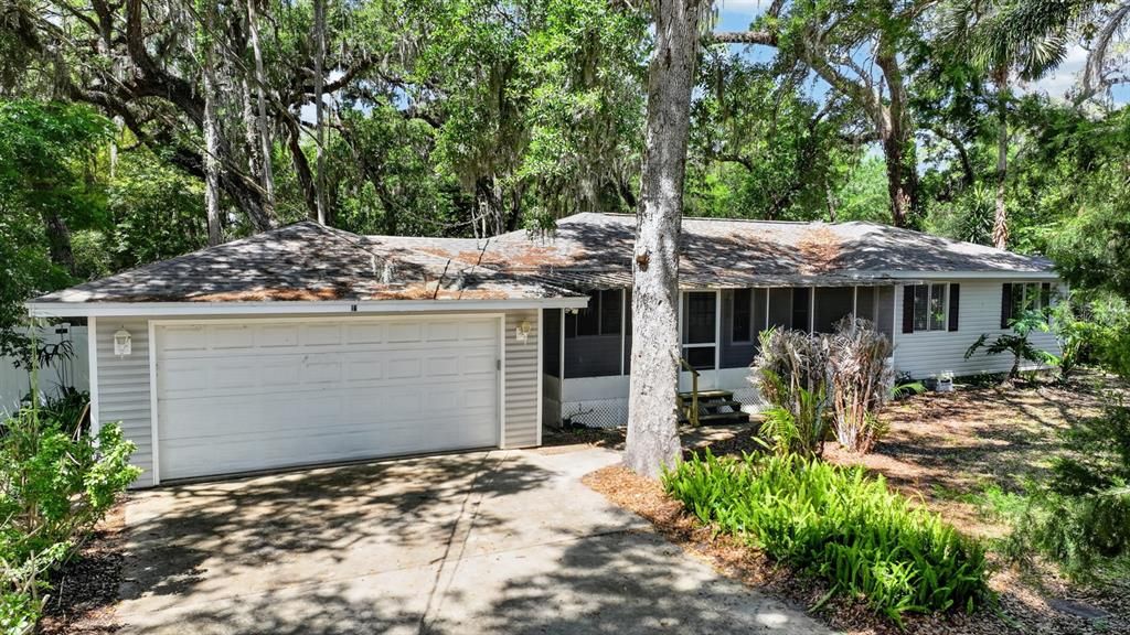 For Sale: $499,000 (3 beds, 2 baths, 1392 Square Feet)