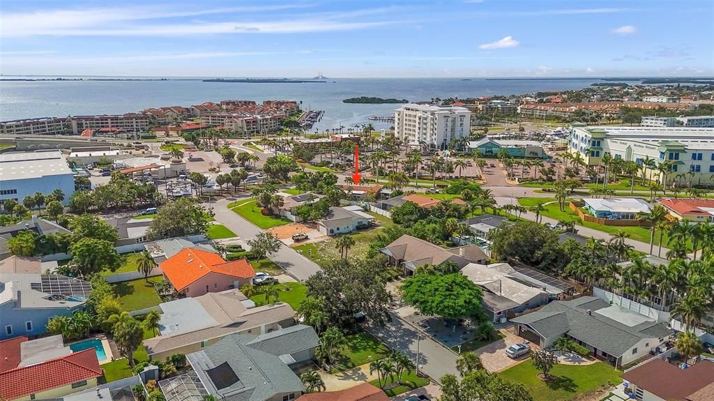 На продажу: $695,000 (3 спален, 2 ванн, 1900 Квадратных фут)