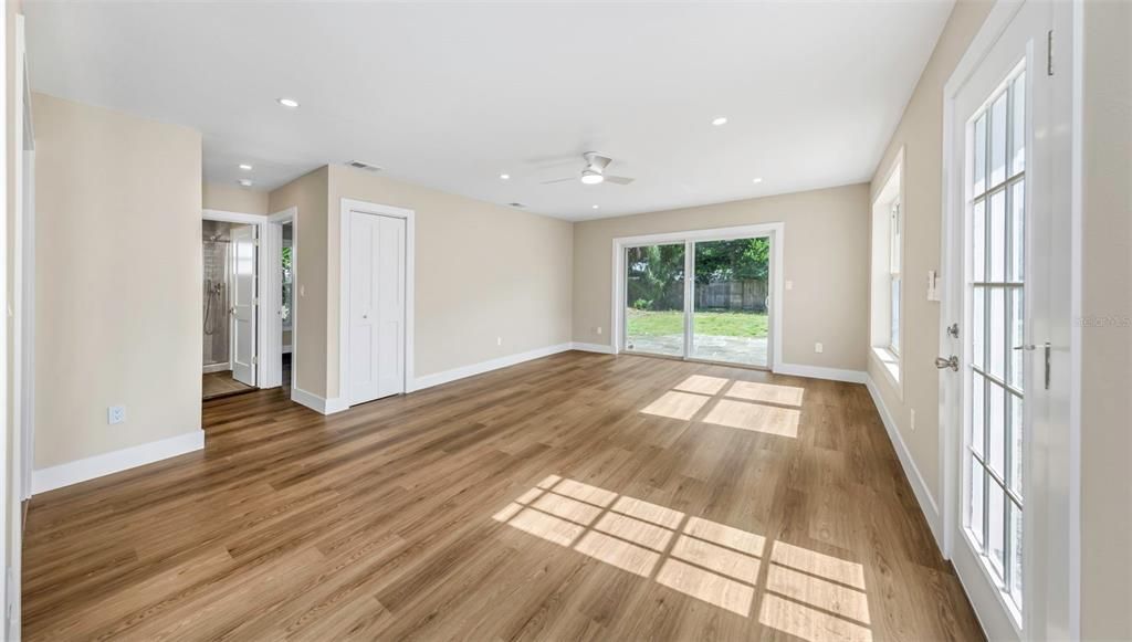 En Venta: $565,000 (3 camas, 2 baños, 1590 Pies cuadrados)