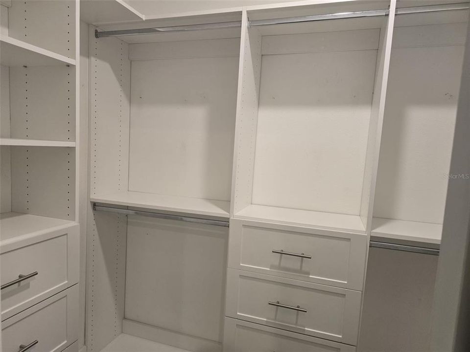 En Renta: $3,195 (4 camas, 3 baños, 2337 Pies cuadrados)