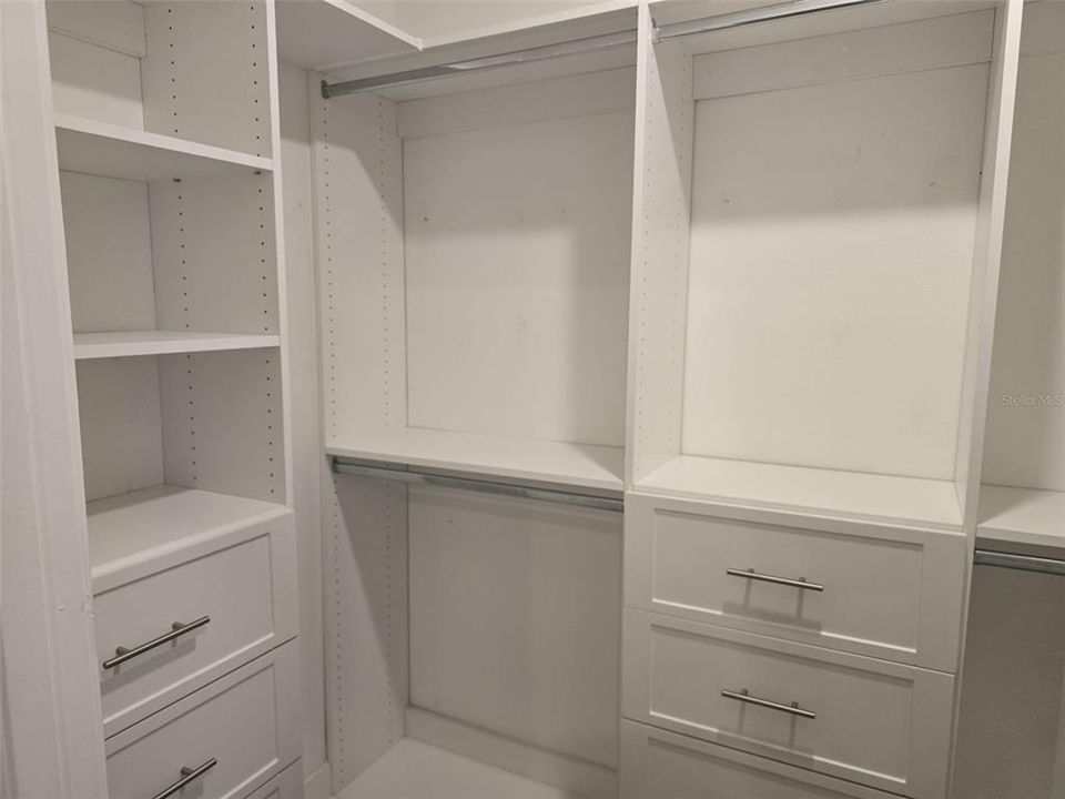 En Renta: $3,195 (4 camas, 3 baños, 2337 Pies cuadrados)