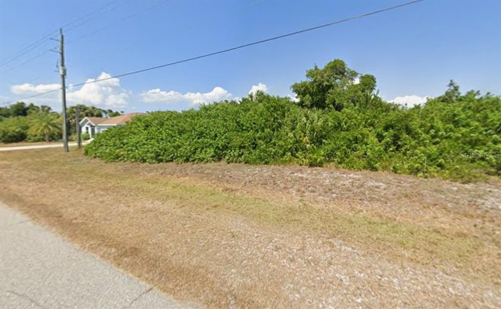 For Sale: $22,000 (0.17 acres)