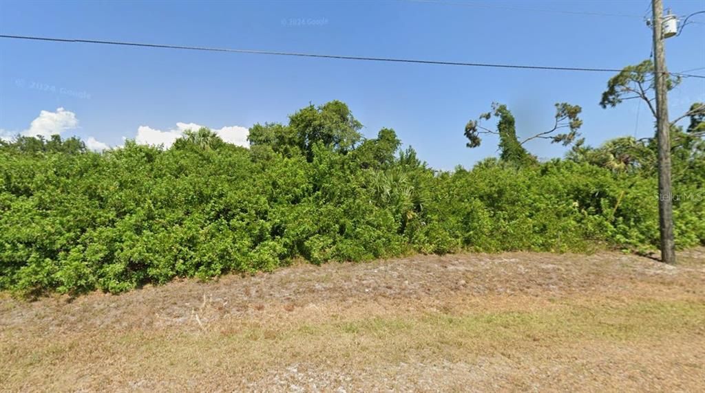 For Sale: $22,000 (0.17 acres)