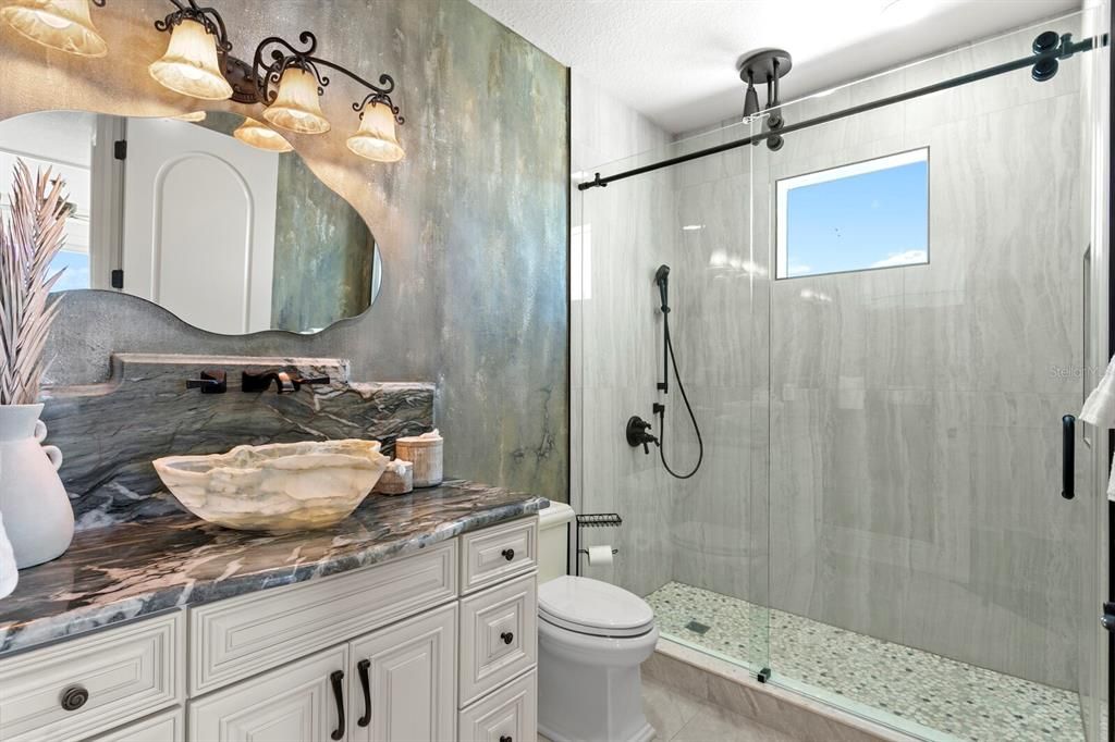 For Sale: $7,950,000 (5 beds, 5 baths, 6530 Square Feet)