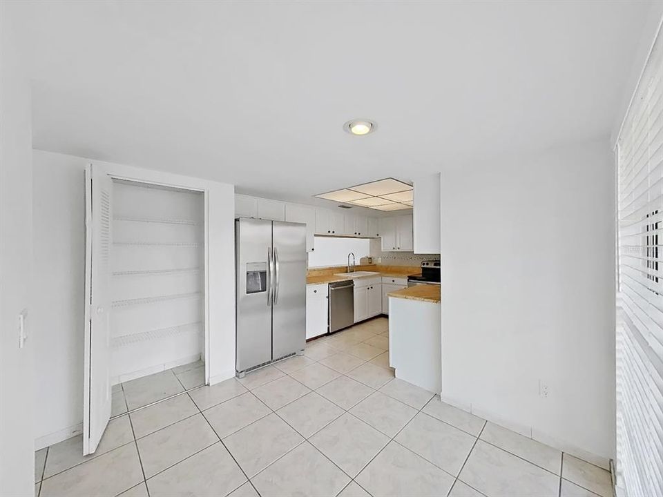 На продажу: $449,900 (3 спален, 2 ванн, 1482 Квадратных фут)