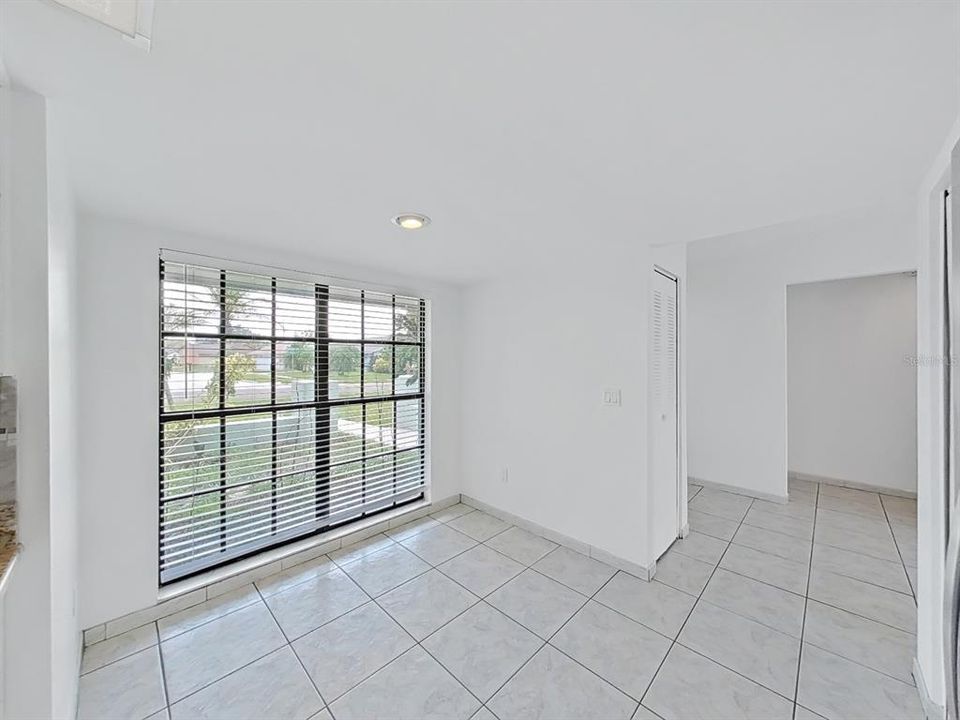На продажу: $449,900 (3 спален, 2 ванн, 1482 Квадратных фут)