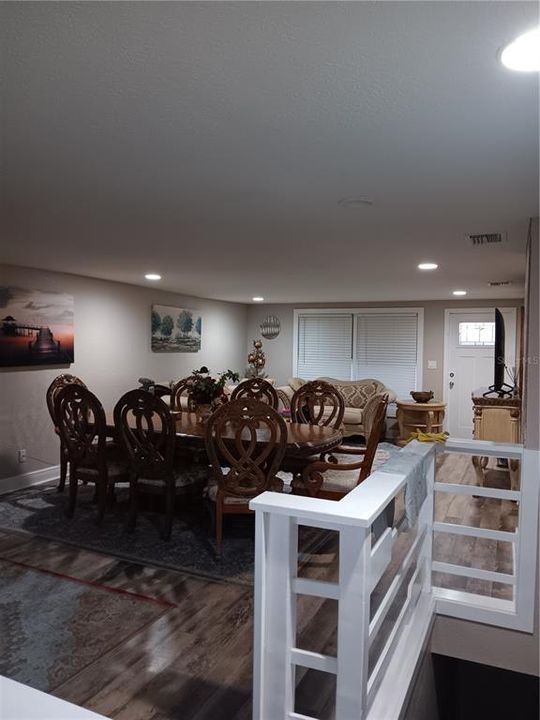 En Venta: $579,990 (4 camas, 3 baños, 2147 Pies cuadrados)