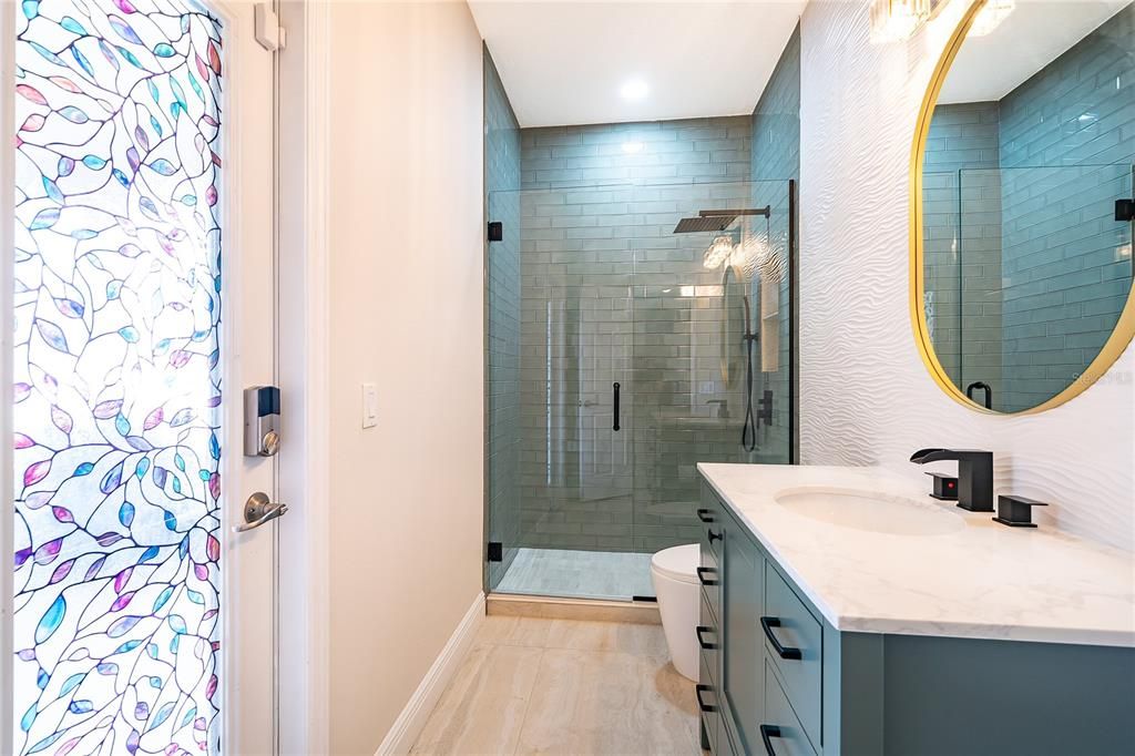 En Venta: $469,990 (4 camas, 2 baños, 2214 Pies cuadrados)