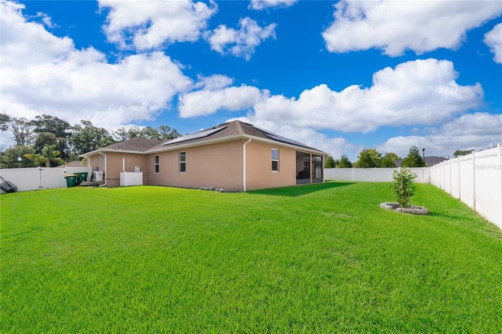 En Venta: $469,990 (4 camas, 2 baños, 2214 Pies cuadrados)