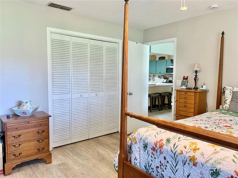 For Sale: $595,000 (3 beds, 2 baths, 2200 Square Feet)