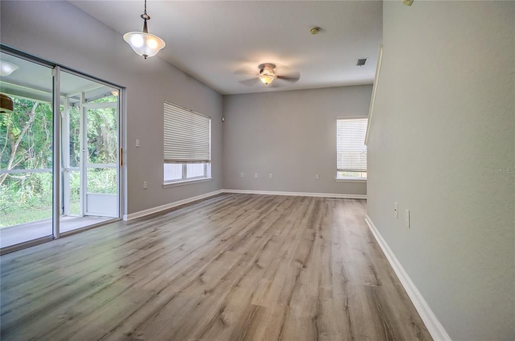 En Venta: $312,900 (3 camas, 2 baños, 1764 Pies cuadrados)