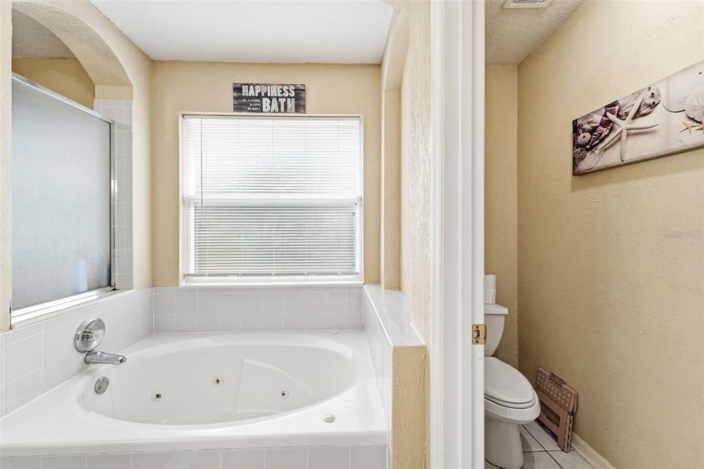 For Sale: $585,000 (4 beds, 3 baths, 2460 Square Feet)