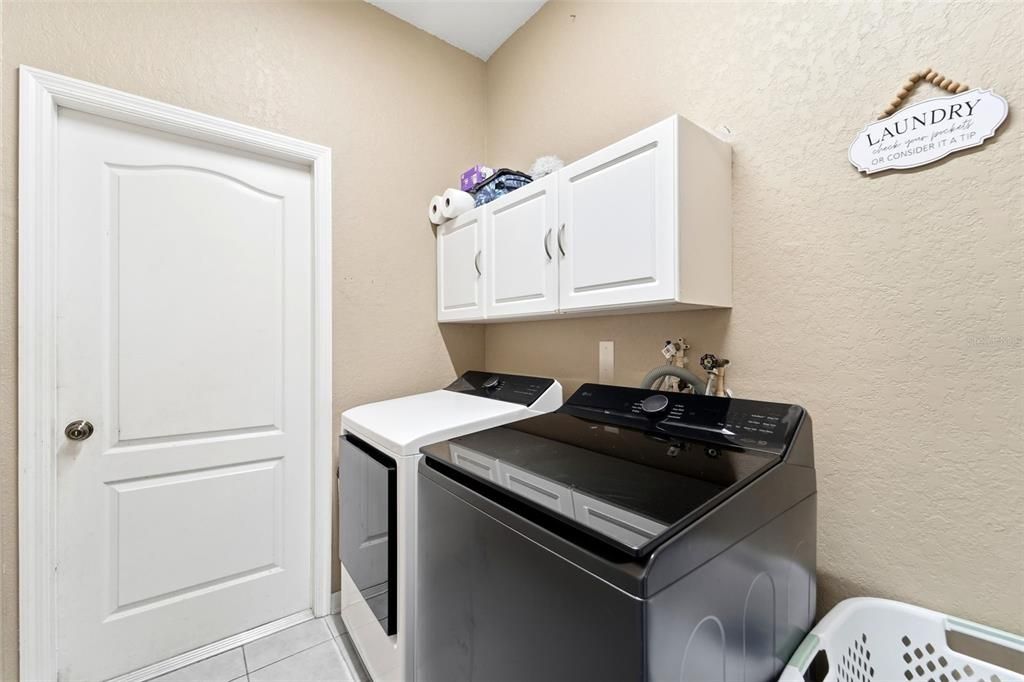 For Sale: $585,000 (4 beds, 3 baths, 2460 Square Feet)