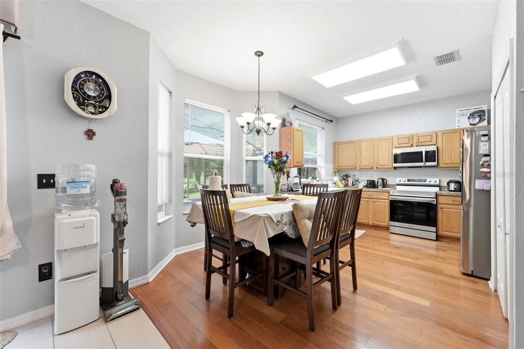 For Sale: $585,000 (4 beds, 3 baths, 2460 Square Feet)