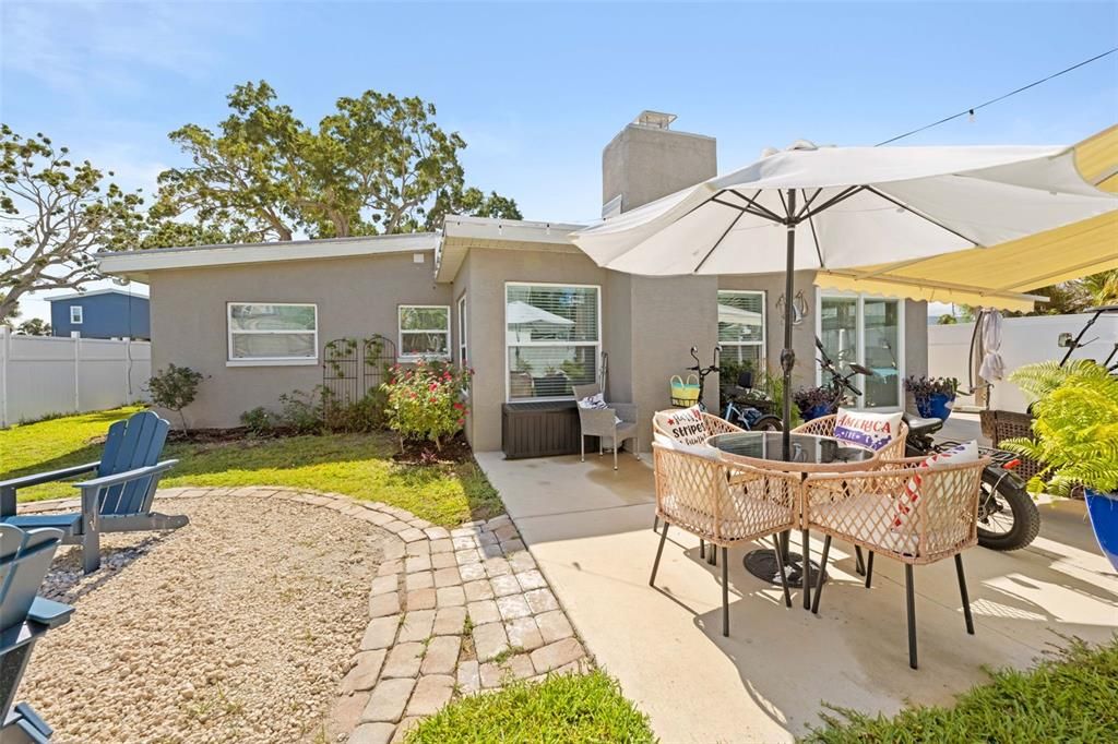 En Venta: $305,000 (3 camas, 2 baños, 1548 Pies cuadrados)