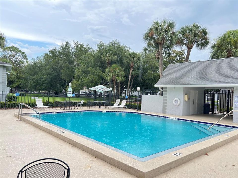 For Sale: $130,000 (2 beds, 2 baths, 825 Square Feet)