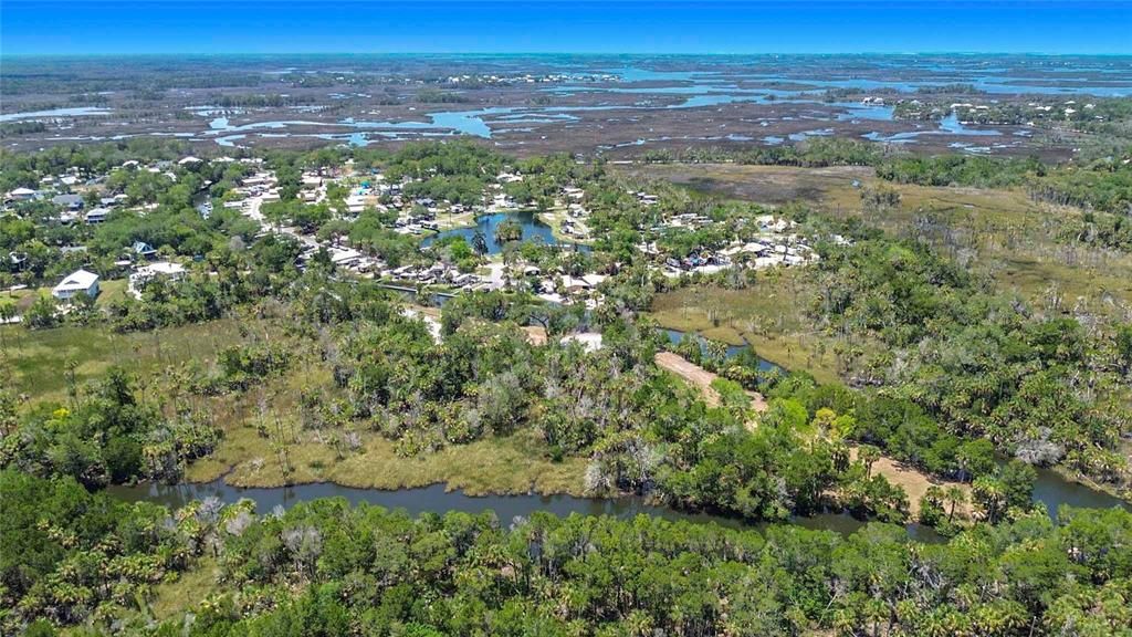 En Venta: $979,000 (2.80 acres)