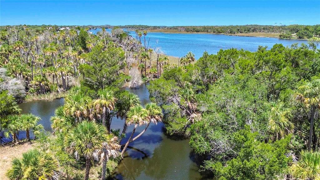 En Venta: $979,000 (2.80 acres)