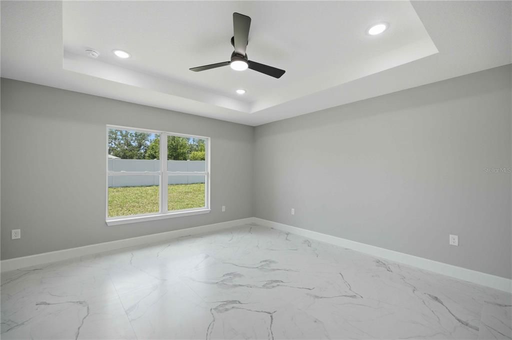 Active With Contract: $294,900 (3 beds, 2 baths, 1492 Square Feet)
