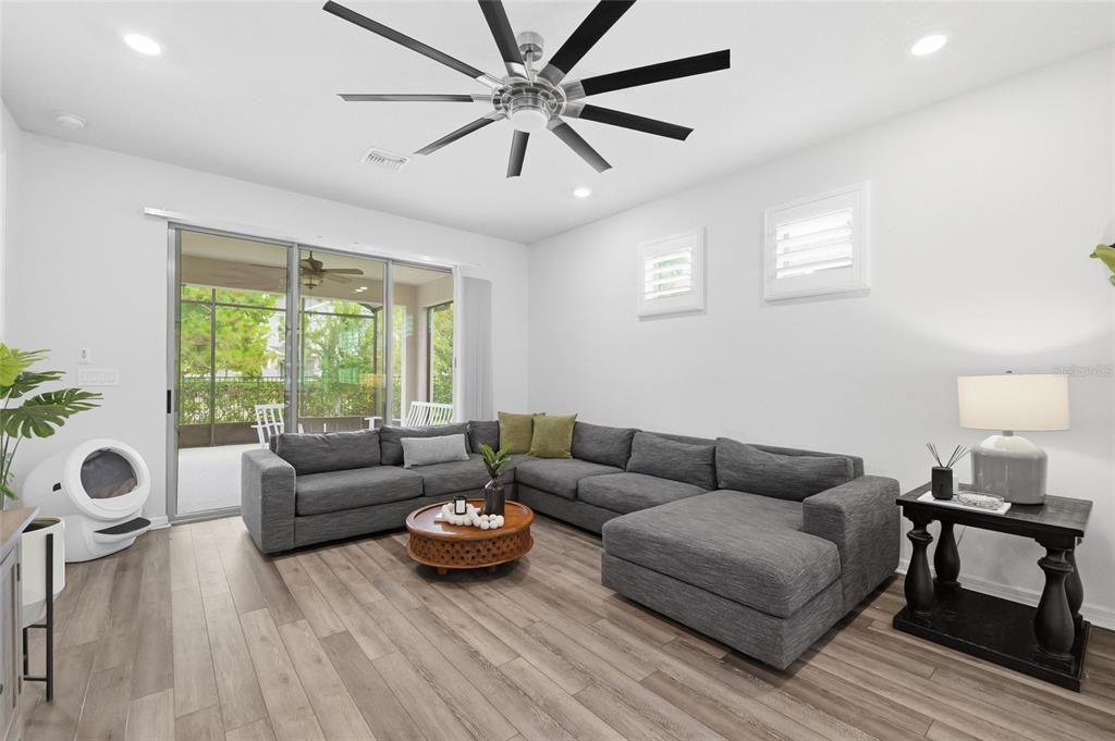 For Sale: $340,000 (2 beds, 2 baths, 1554 Square Feet)